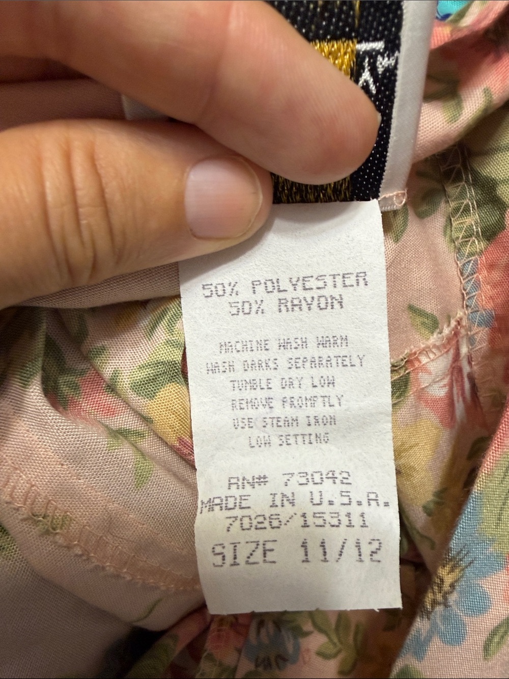 Vintage Floral Button-Front Pink A-Line Skirt - Picture 5 of 5